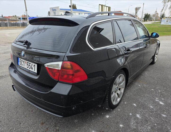 BMW Řada 3 Kombi 3,0 l 170 kw