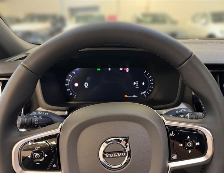 Volvo V60 Kombi 2,0 l 145 kw