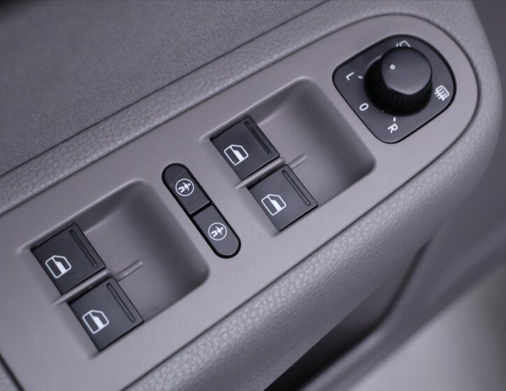 Seat Alhambra MPV 2,0 l 103 kw