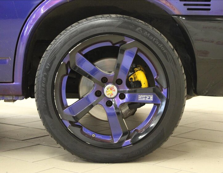 Volkswagen Caravelle Kombi 2,5 l 111 kw