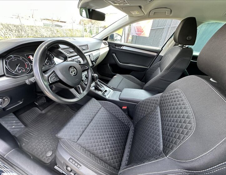 Škoda Superb Kombi 2,0 l 110 kw