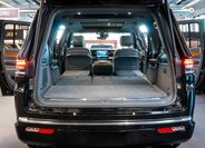 Jeep Grand Wagoneer 7