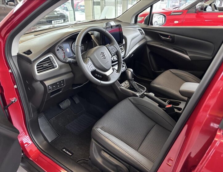 Suzuki S-Cross SUV / Terénní 1,4 l 81 kw