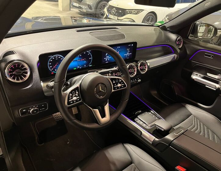 Mercedes-Benz EQB 12