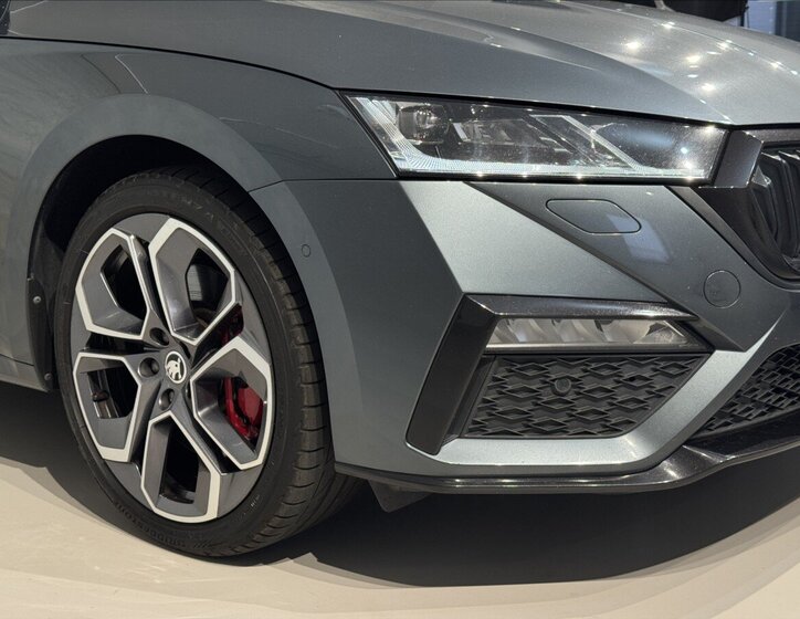 Škoda Octavia Kombi 1,4 l 180 kw