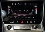 Land Rover Defender 26