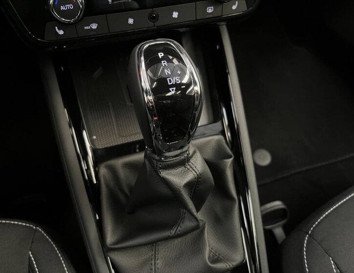 Škoda Kamiq SUV 1,5 l 110 kw