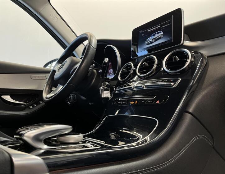Mercedes-Benz GLC 16