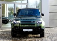 Land Rover Defender 6