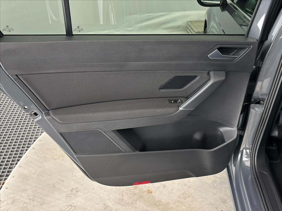 Volkswagen Touran MPV 1,5 l 110 kw