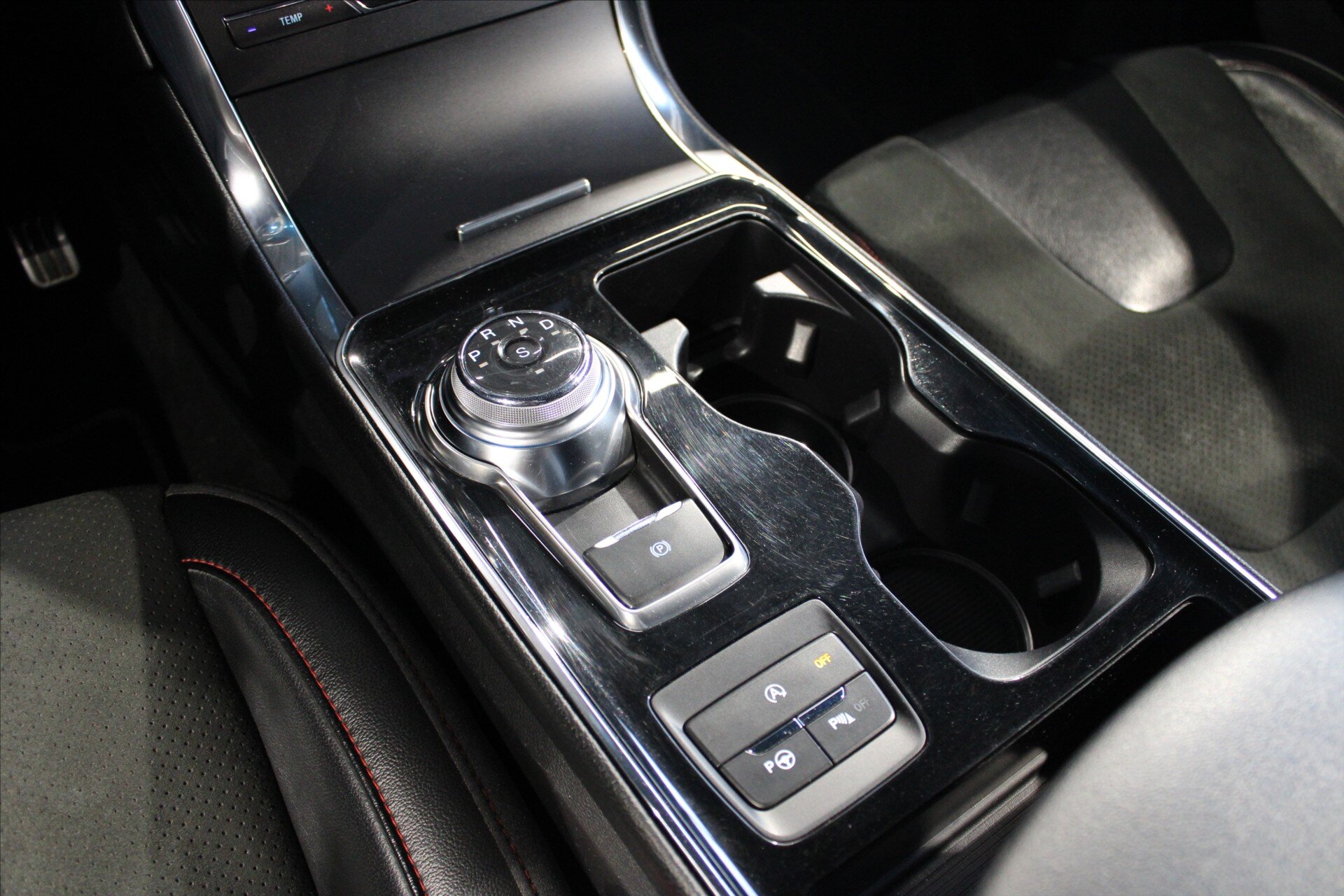 Ford Edge SUV / Terénní 2,0 l 175 kw