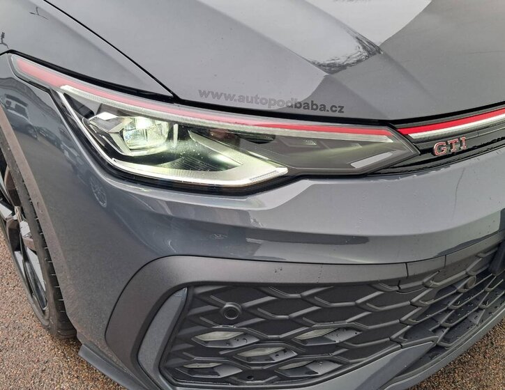 Volkswagen Golf Hatchback 2,0 l 195 kw