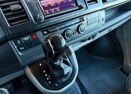 Volkswagen Caravelle 16