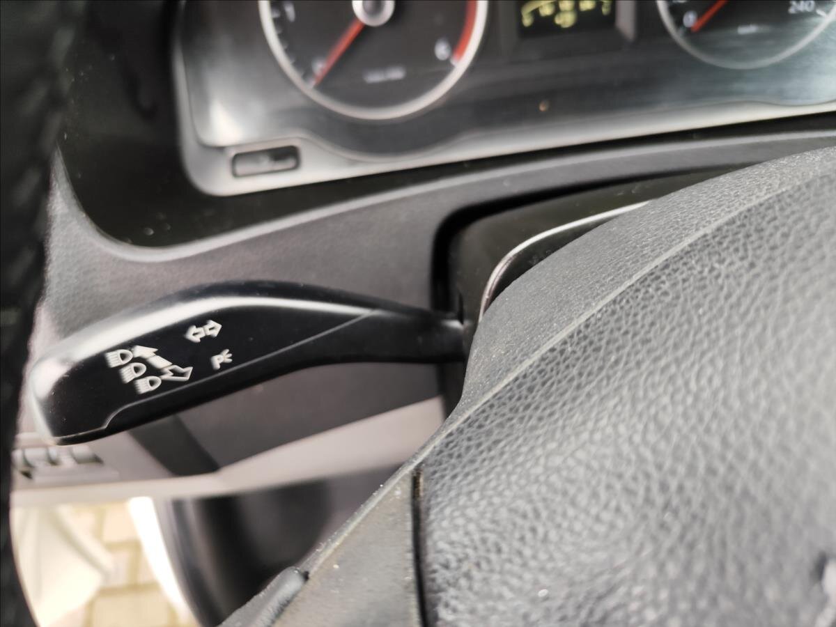 Volkswagen Transporter VAN-Minibus 2,0 l 75 kw