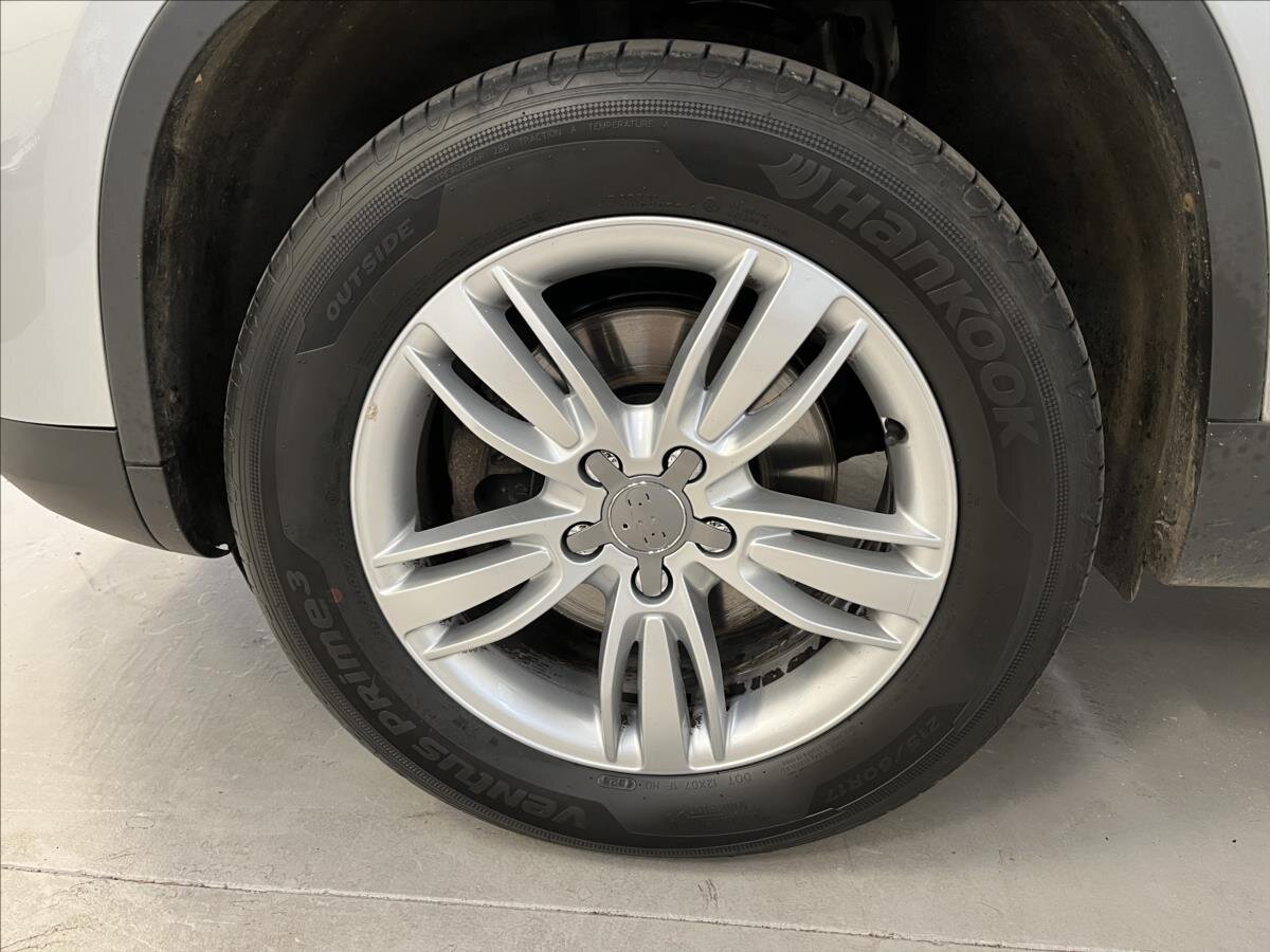 Volkswagen Tiguan SUV / Terénní 2,0 l 103 kw