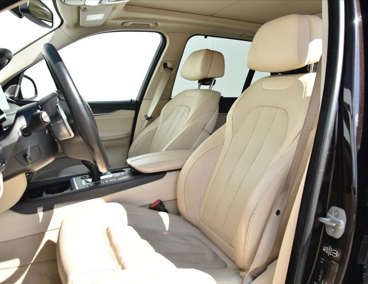 BMW X5 SUV / Terénní 3,0 l 230 kw