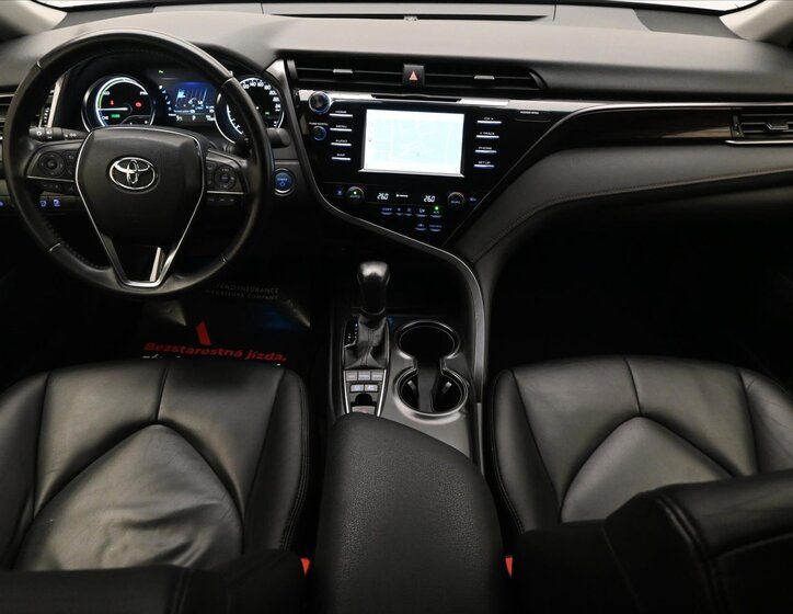 Toyota Camry Sedan / Limuzína 2,5 l 160 kw