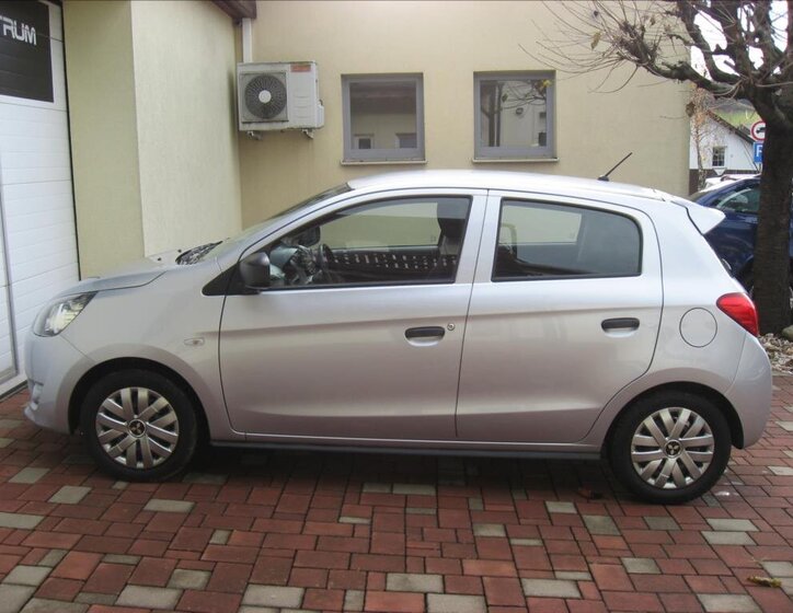 Mitsubishi Space Star Hatchback 999,0 52 kw