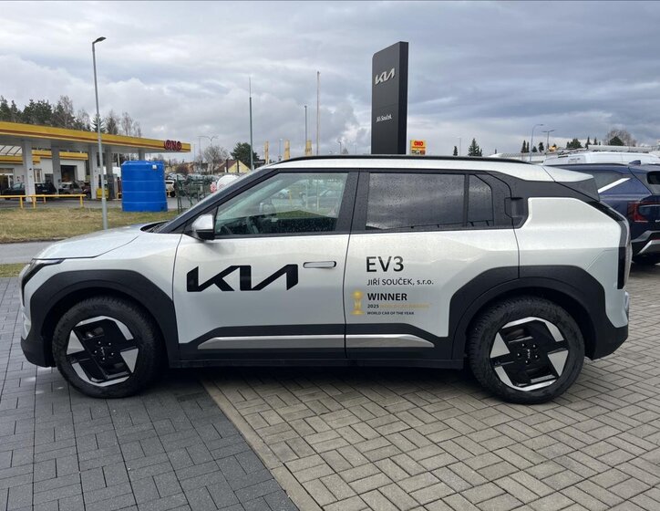 KIA EV3 SUV / Terénní 0,0 150 kw