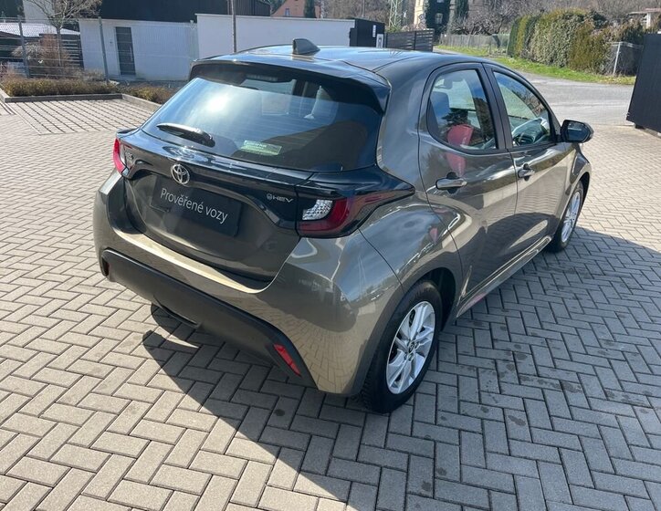 Toyota Yaris Hatchback 1,5 l 68 kw