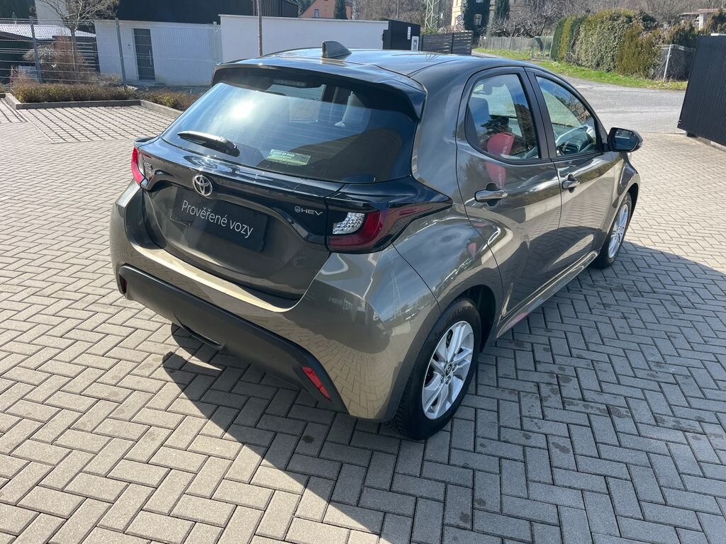 Toyota Yaris Hatchback 1,5 l 68 kw