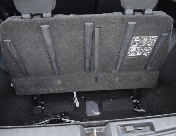 Citroën C-Crosser 26