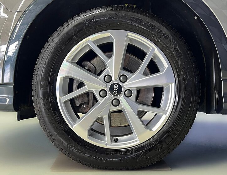 Audi Q3 SUV / Terénní 2,0 l 180 kw