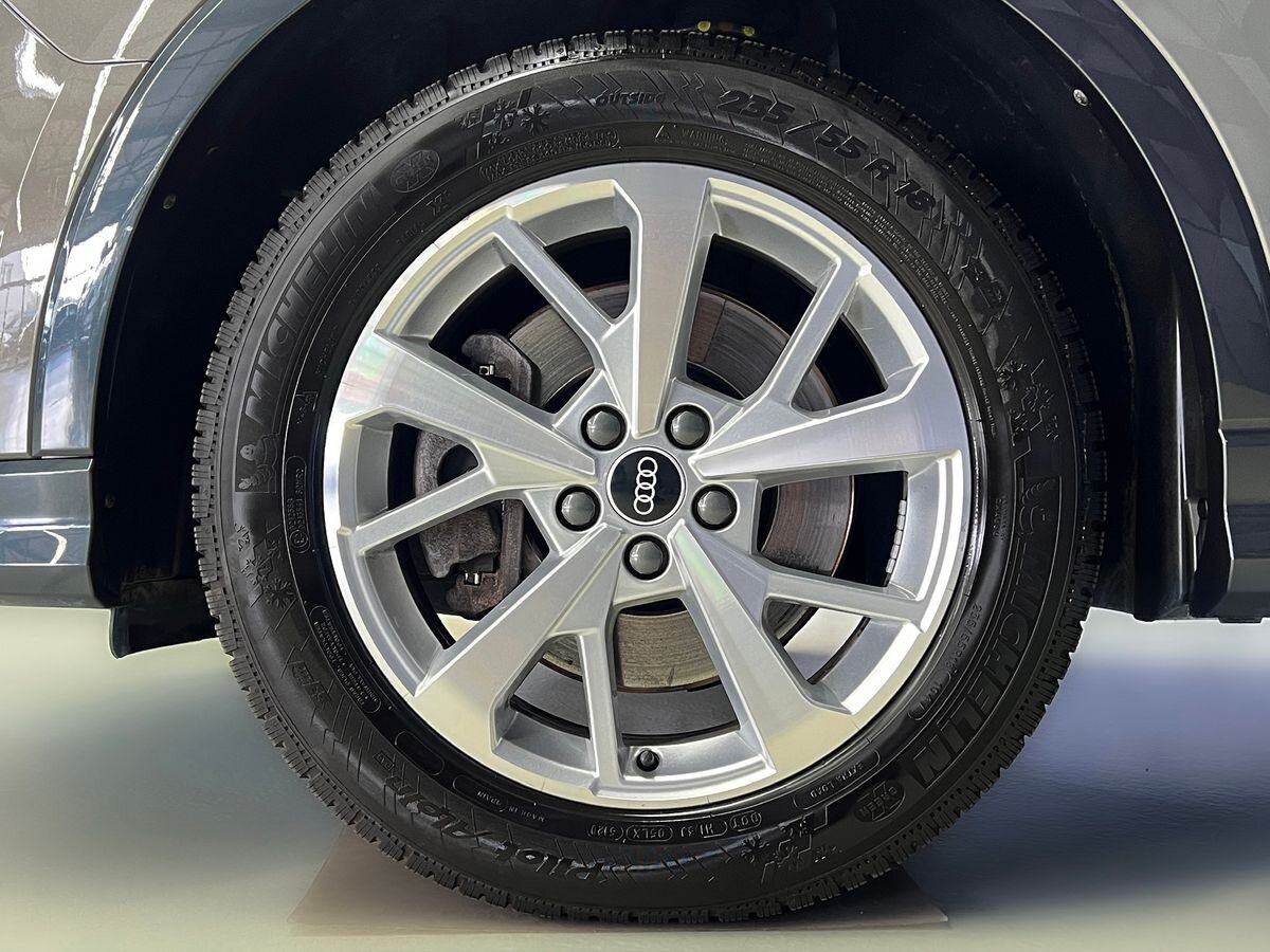 Audi Q3 SUV / Terénní 2,0 l 180 kw