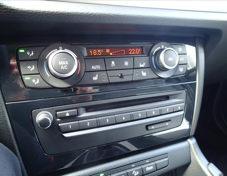 BMW X1 SUV / Terénní 2,0 l 135 kw