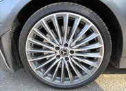 Mercedes-Benz CLS Sedan 3,0 l 270 kw