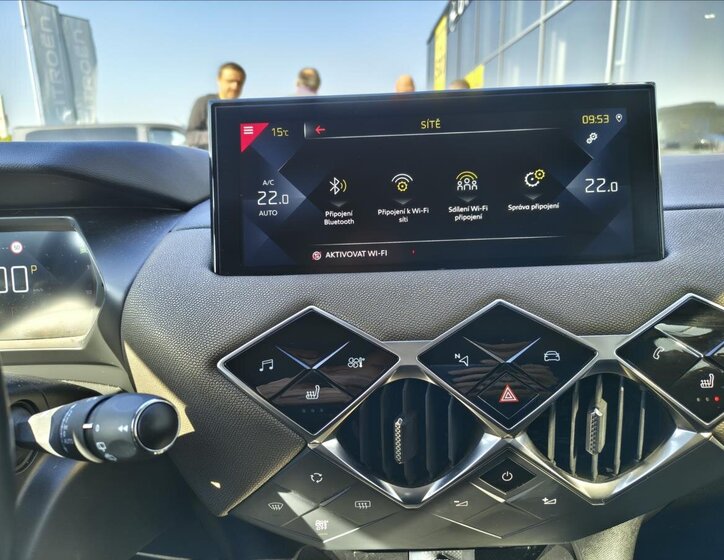 DS Automobiles DS3 Crossback Hatchback 1,2 l 114 kw