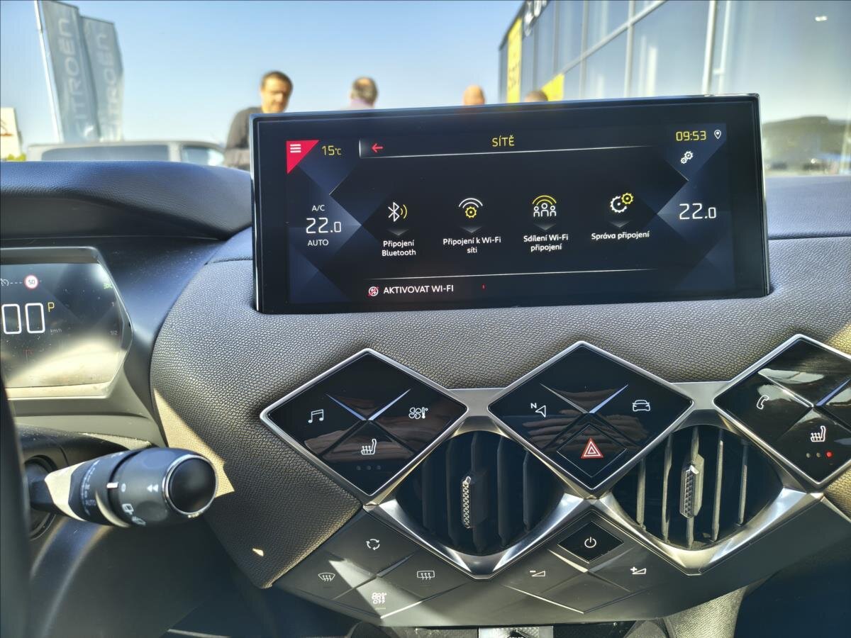 DS Automobiles DS3 Crossback Hatchback 1,2 l 114 kw