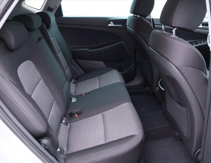 Hyundai Tucson SUV / Terénní 1,6 l 130 kw