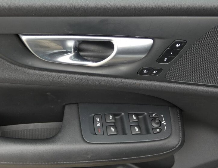 Volvo V60 Kombi 2,0 l 145 kw