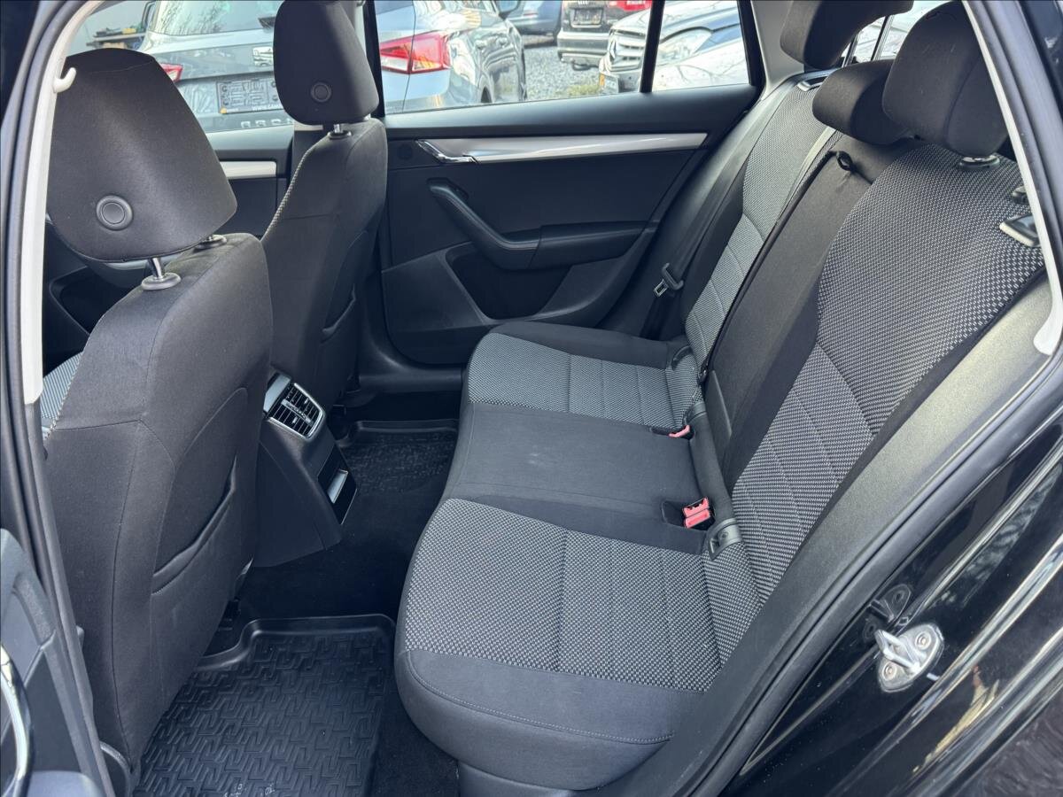 Škoda Octavia Kombi 1,6 l 77 kw