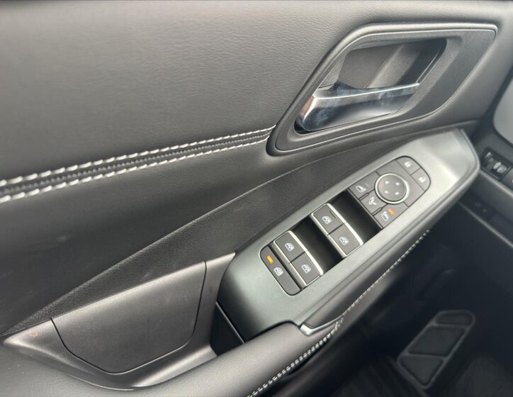 Nissan Qashqai SUV 1,3 l 116 kw