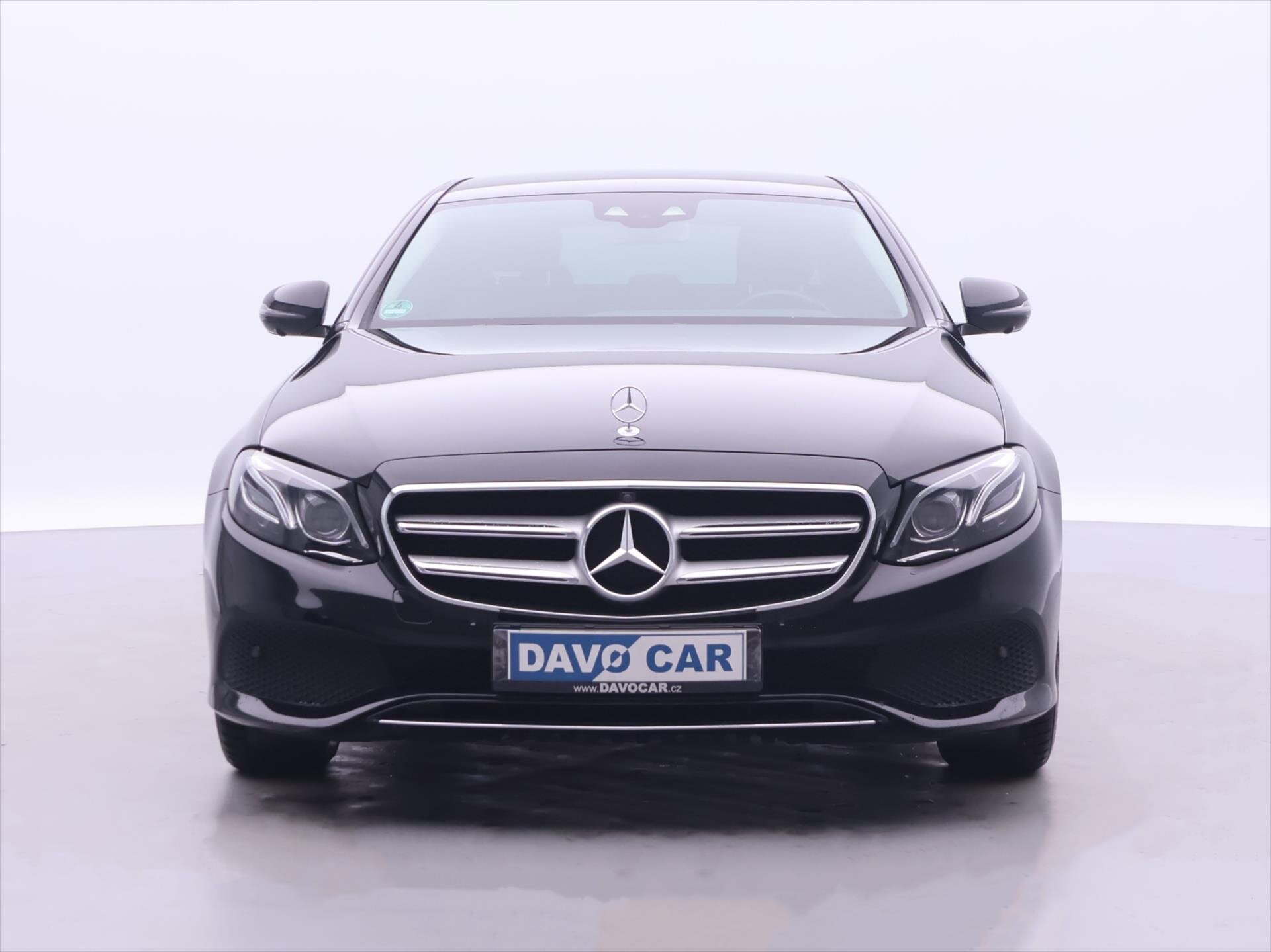 Mercedes-Benz Třídy E Sedan 2,0 l 143 kw