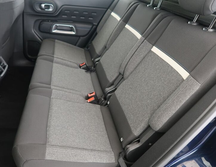 Citroën C5 Aircross SUV / Terénní 1,2 l 96 kw