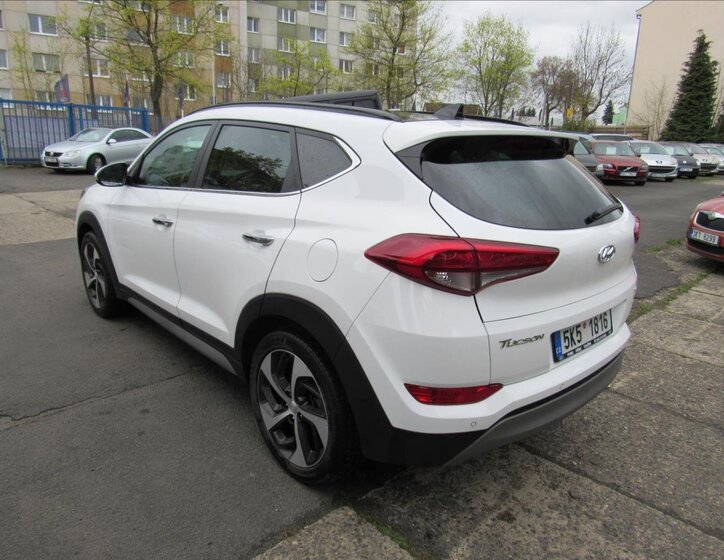 Hyundai Tucson SUV / Terénní 1,6 l 130 kw