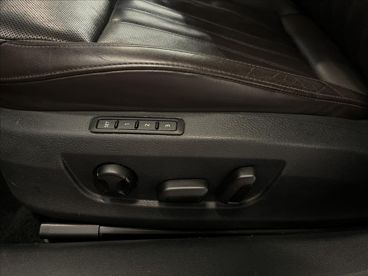 Škoda Superb Liftback 2,0 l 140 kw