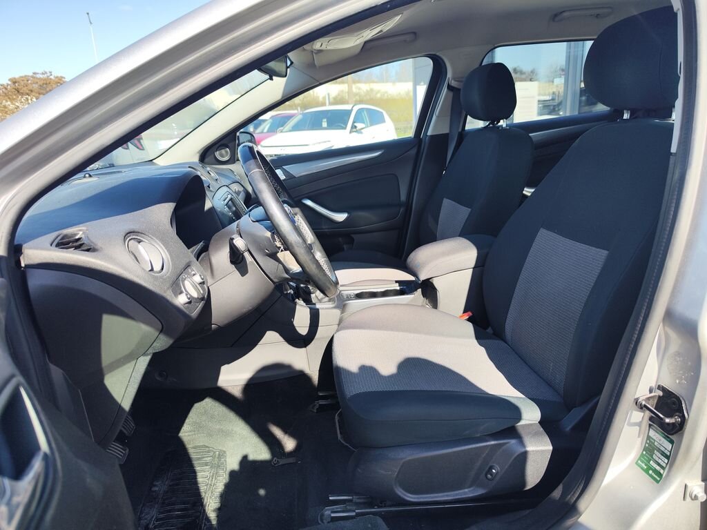 Ford Mondeo Kombi 2,0 l 103 kw