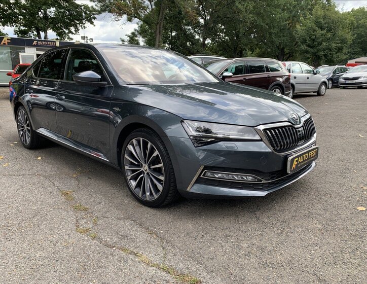 Škoda Superb 3