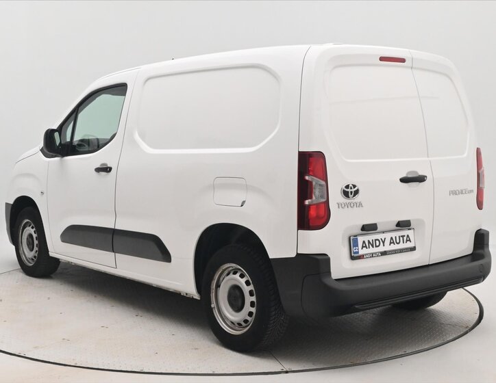 Toyota ProAce Skříň 1,5 l 75 kw