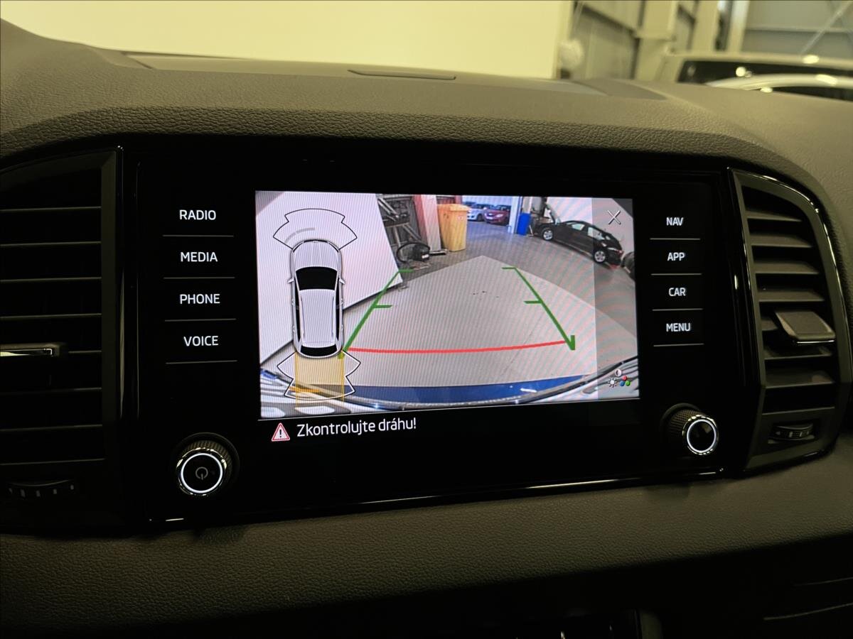 Škoda Karoq SUV 1,5 l 110 kw