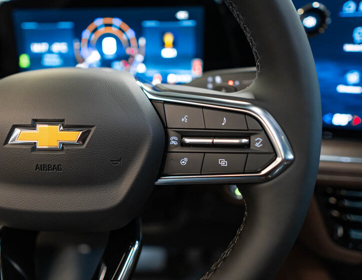 Chevrolet Suburban SUV / Terénní 6,2 l 313 kw