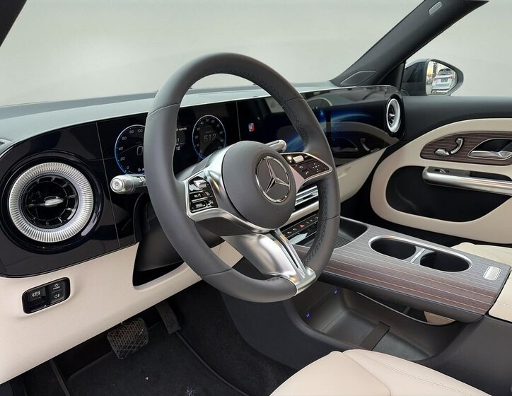 Mercedes-Benz GLB SUV / Terénní 0,0 200 kw