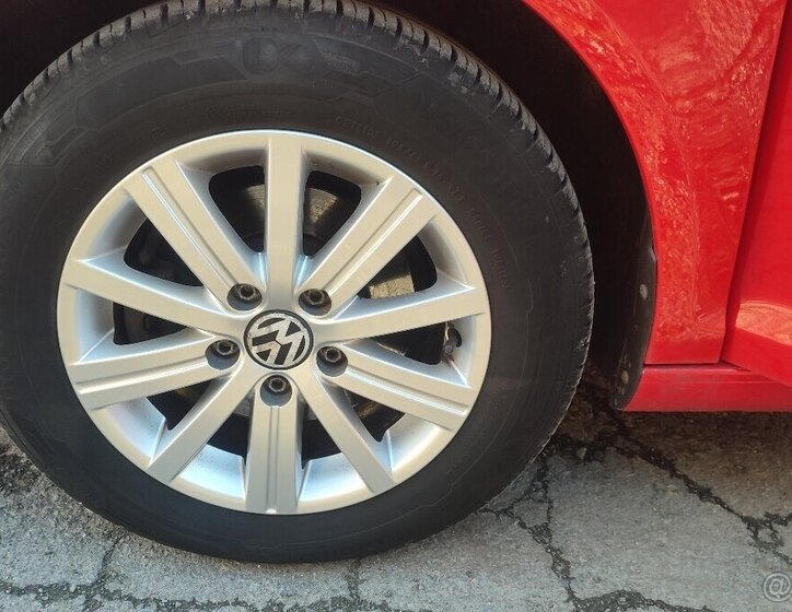 Volkswagen Golf Kombi 1,2 l 77 kw