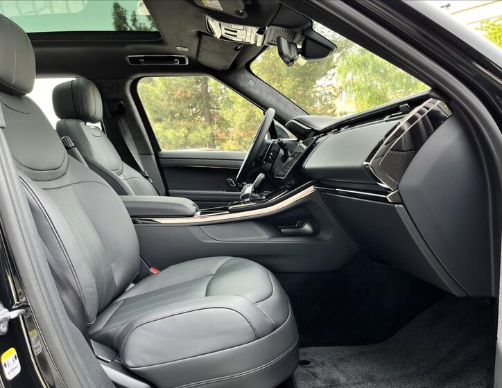 Land Rover Range Rover Sport SUV / Terénní 4,4 l 390 kw