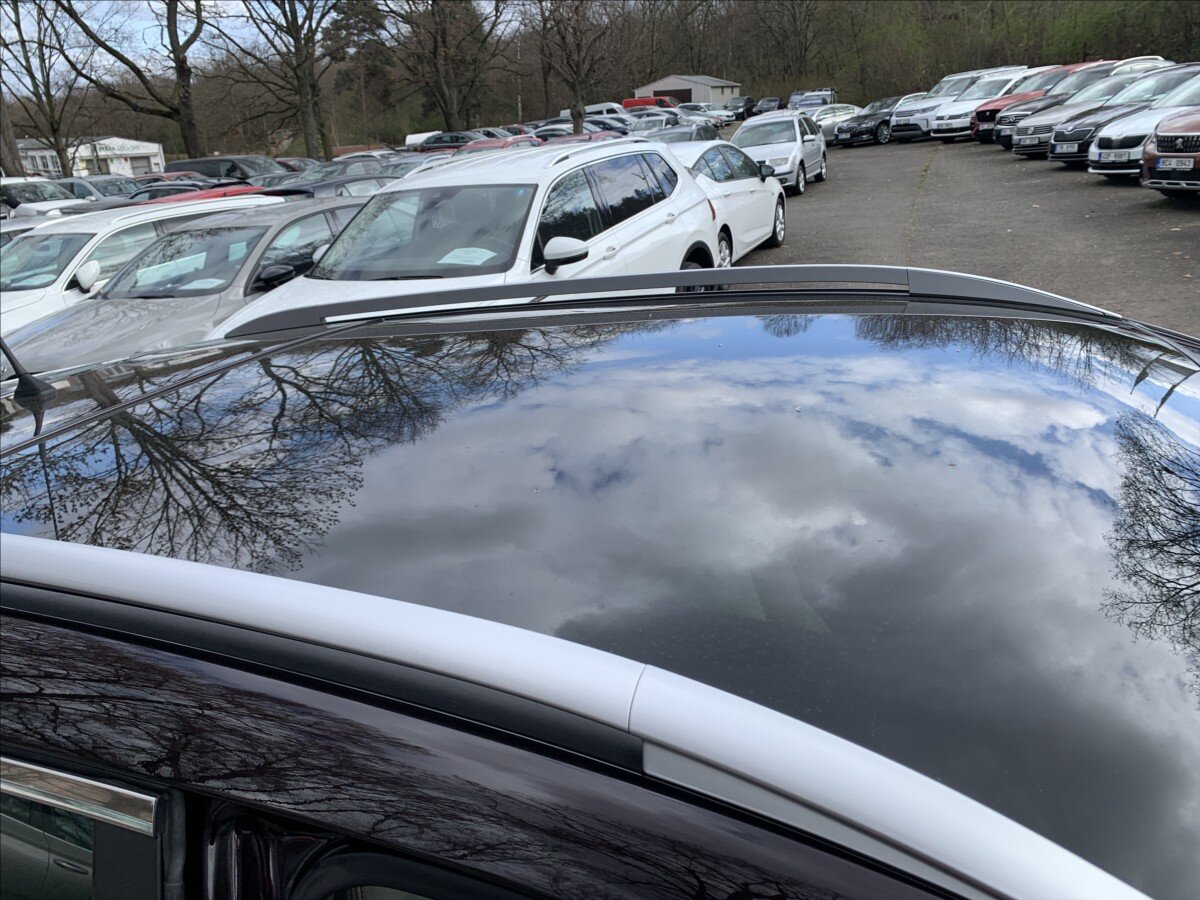 Nissan Qashqai SUV / Terénní 1,6 l 96 kw