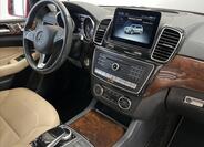 Mercedes-Benz GLS 18